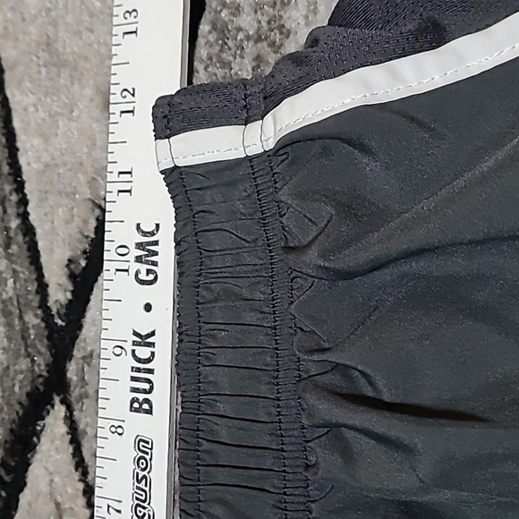 NIKE DRI-FIT SWOOSH LOGO LINED MESH ATHLETIC RUNNING SHORTS - Picture 4 of 11